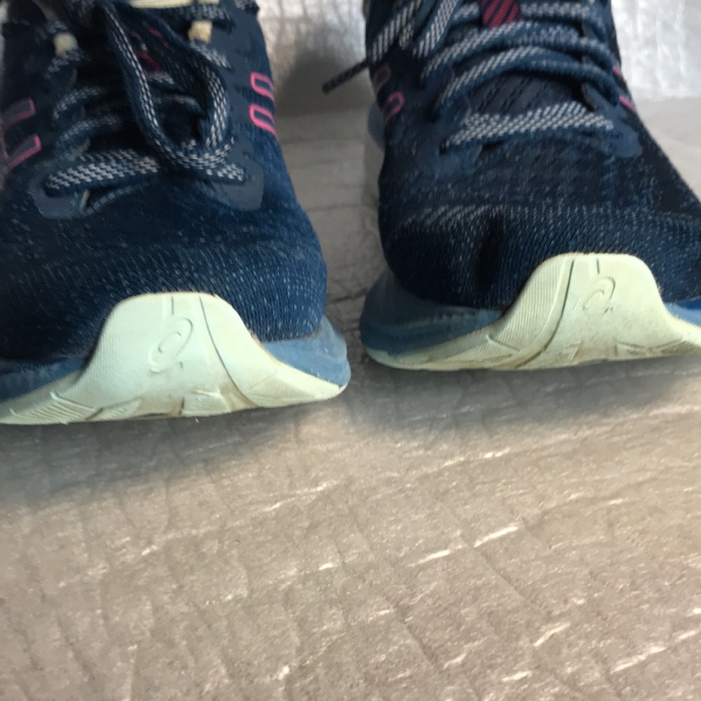 Asics Sneakers - Picture 2 of 7